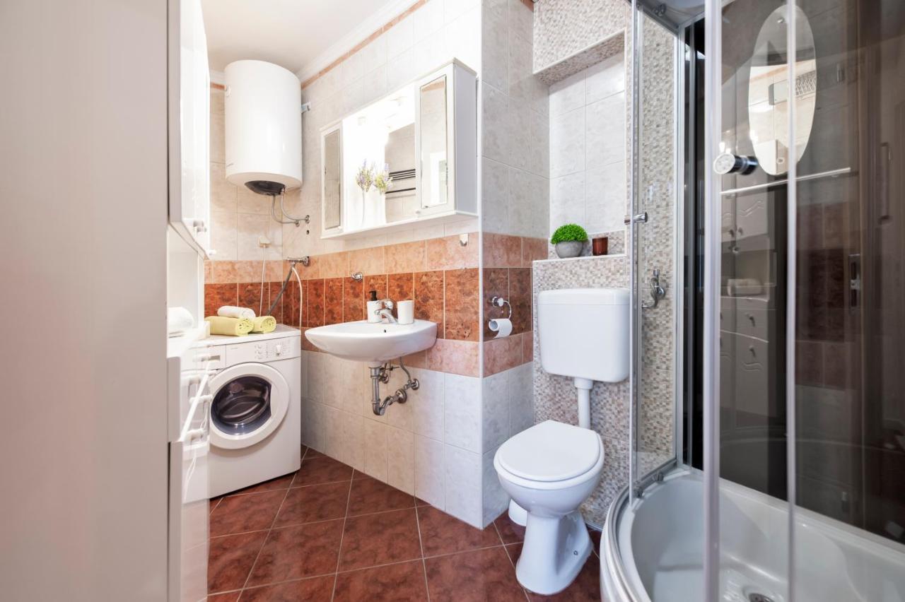 Ap Downtown Apartment Rovinj Exteriér fotografie