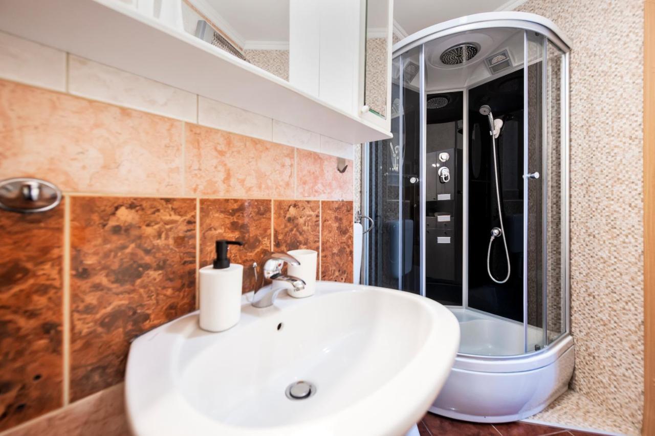Ap Downtown Apartment Rovinj Exteriér fotografie